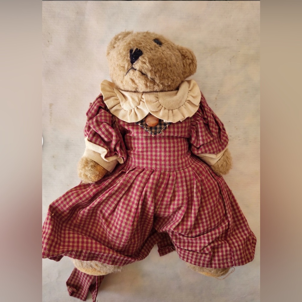 The Boyds JB Bean Lady Teddy Bear in Red Plaid Dress 1995 Plaid Teddy Bear